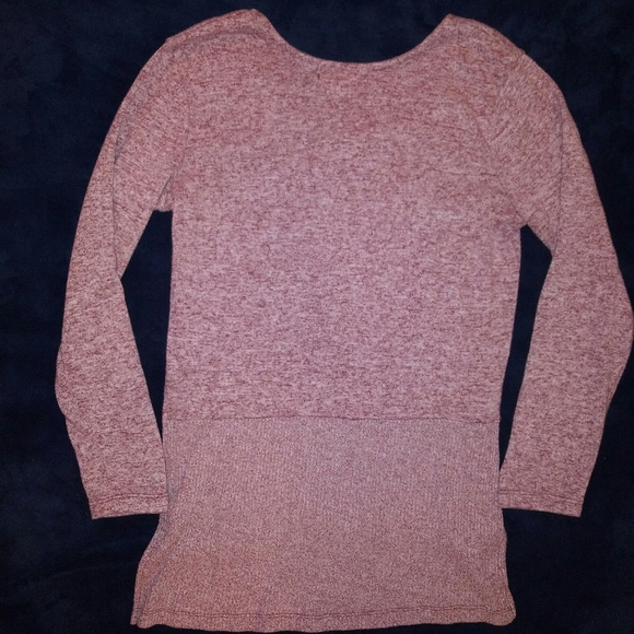 Thyme & Honey Red Grey High Low Hem Sweater 3/4 Sleeves Small - Picture 9 of 11
